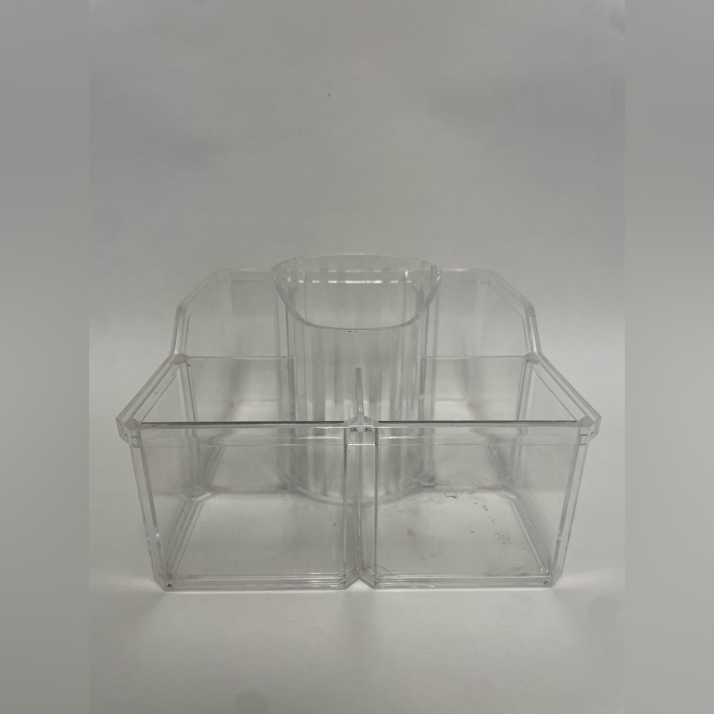 Make-Up Organizer